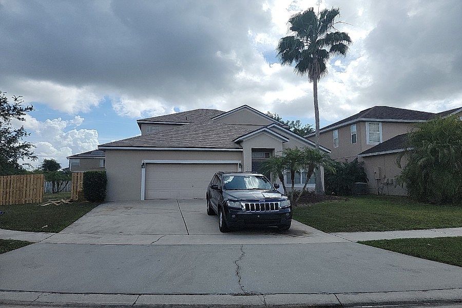 1st image of 5132 Bellthorn Dr