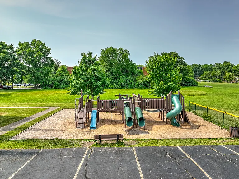 7752 Montgomery Rd #55 — Photo 40