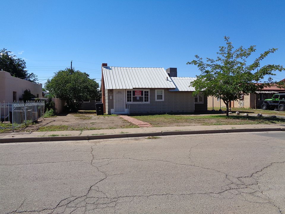 1st image of 410 Catalina Ln