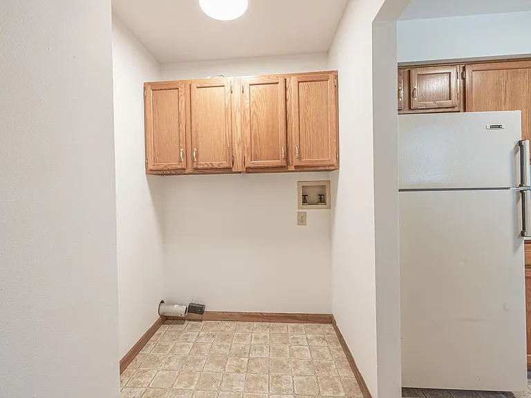 4020 N Christopher Ct — Photo 10