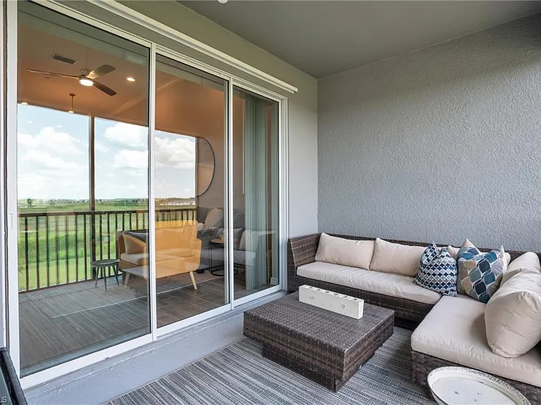 11841 Venetian Lagoon Dr #204 — Photo 30