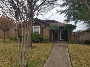 1131 Hemlock Dr, Desoto, TX 75115