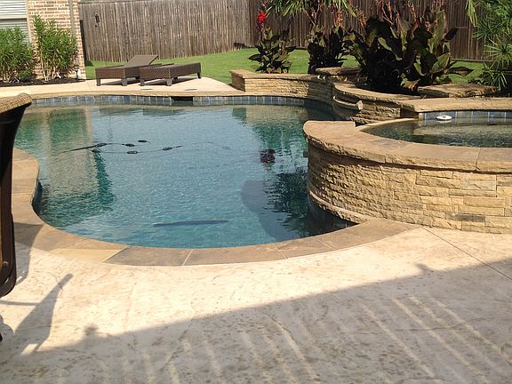 3rd image of 977 Southwick Ln