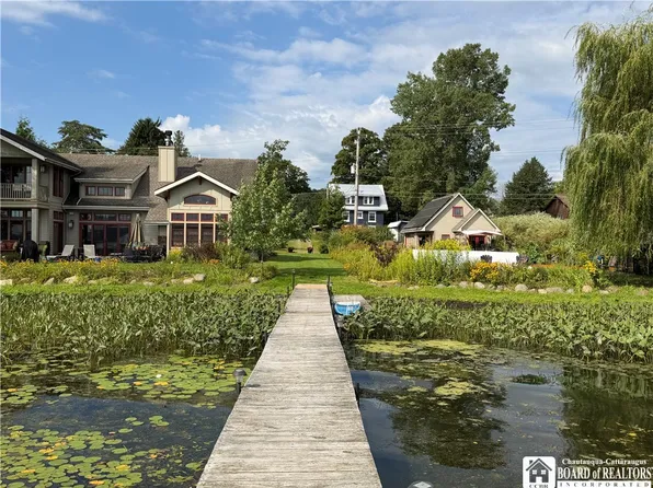 5098 W Lake Rd, Mayville, NY 14757