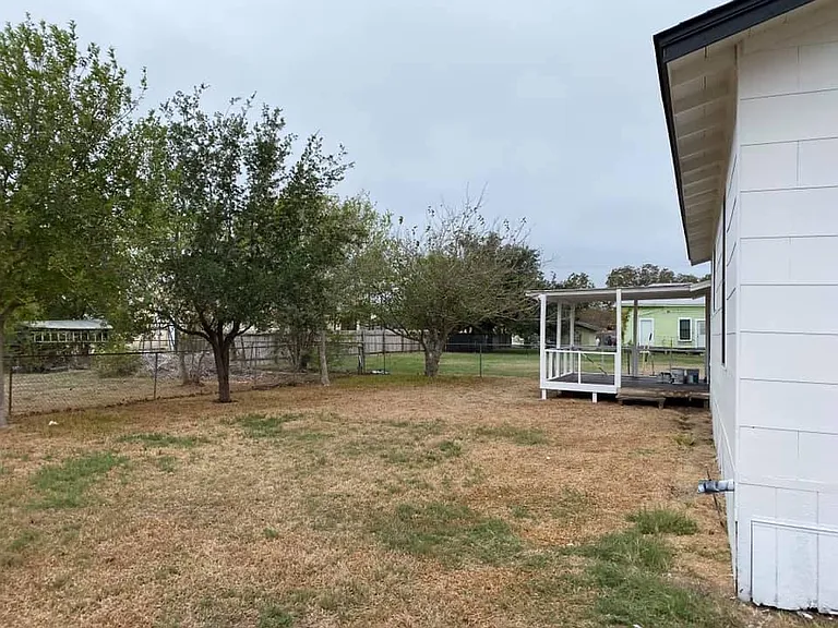 505 N Carroll St — Photo 10