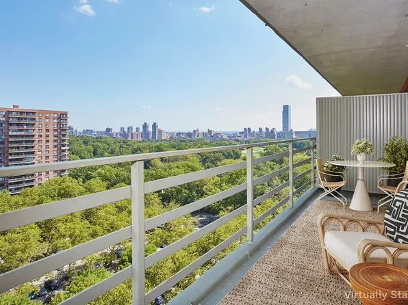 372 Central Park West 16N image 2 of 13