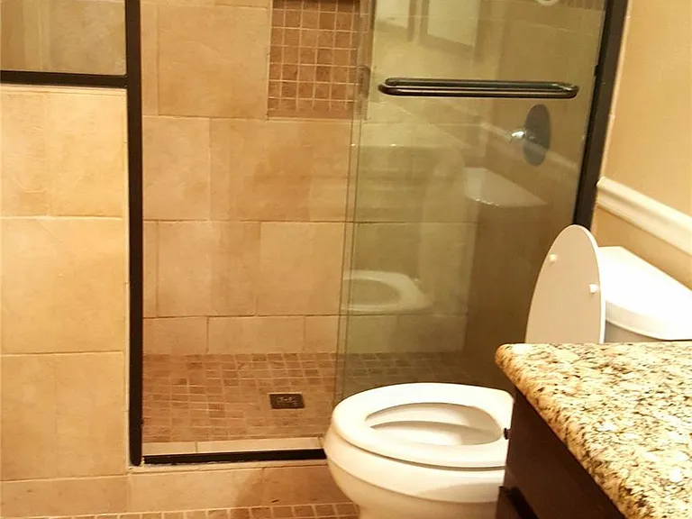 4400 Leeds Dr — Photo 15