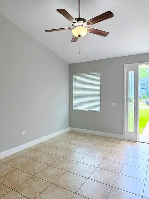 3 bed, 2.0 bath, 1280 sqft, $1,400 — Photo 3