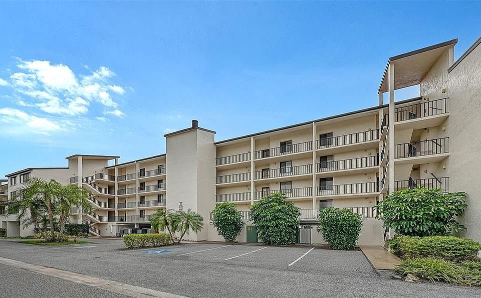 1st image of 6287 Midnight Pass Rd APT 103