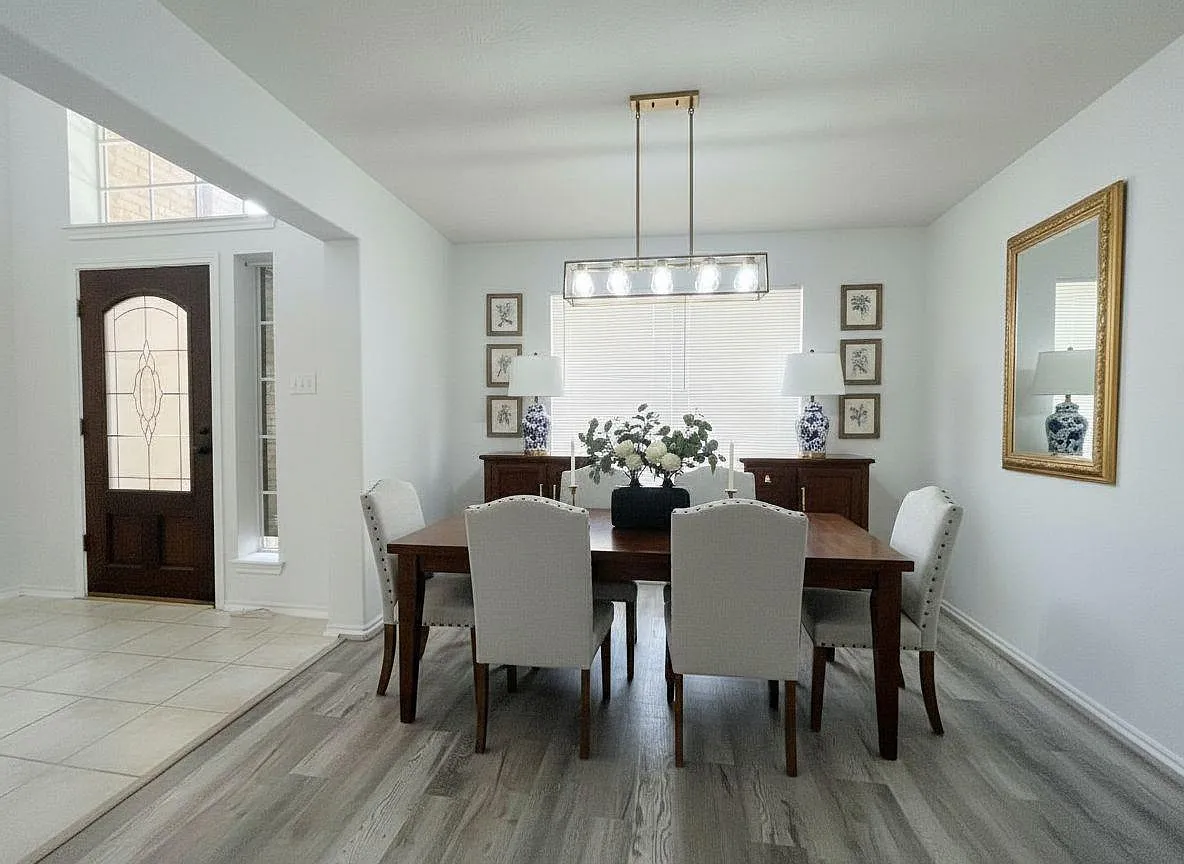 4 bed, 2.5 bath, 2165 sqft, $2,350 — Photo 3