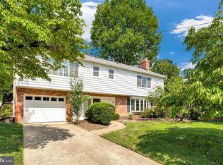 6212 Loch Raven Dr, Mc Lean, VA 22101