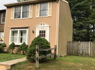 7828 Epsilon Dr, Rockville, MD 20855