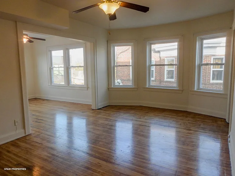 1544 E Broad St — Photo 36