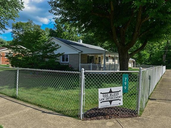 4th image of 799 Murray Hill Dr