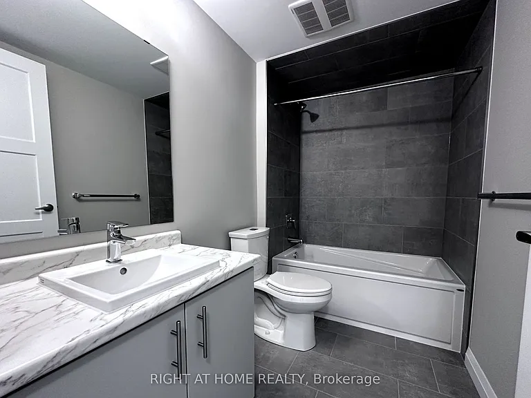 93 Arthur St N #511 — Photo 4
