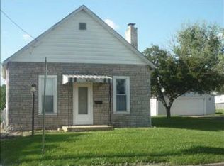 209 Tanner St, Bloomington, IL 61701