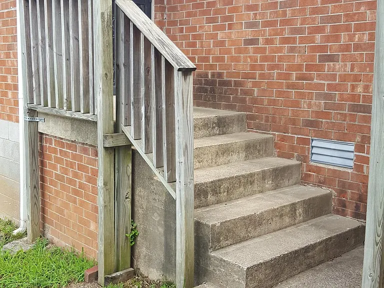private front and back porch