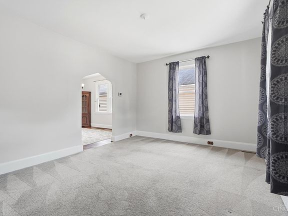 5th image of 3926 Oakpark Pl
