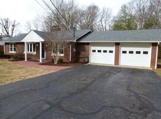 915 Dogwood Cir, Elizabethtown, KY 42701