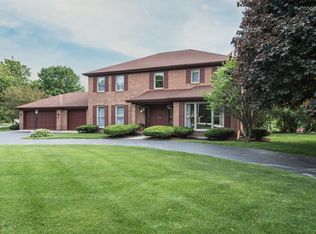 1472 Tomlin Dr, Burr Ridge, IL 60527