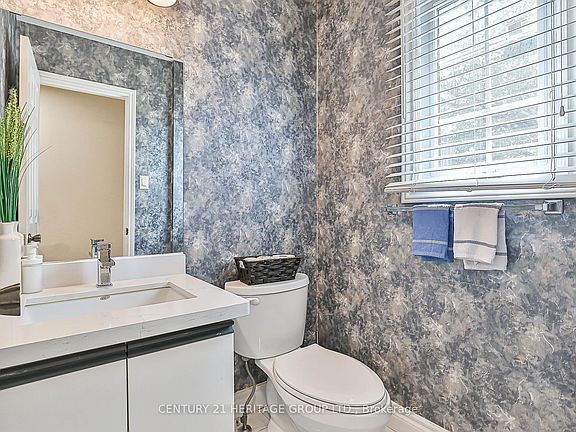 4th image of 698 Caradonna Cres Unit 47