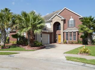 11922 Sunset Lake Ct, Houston, TX 77065