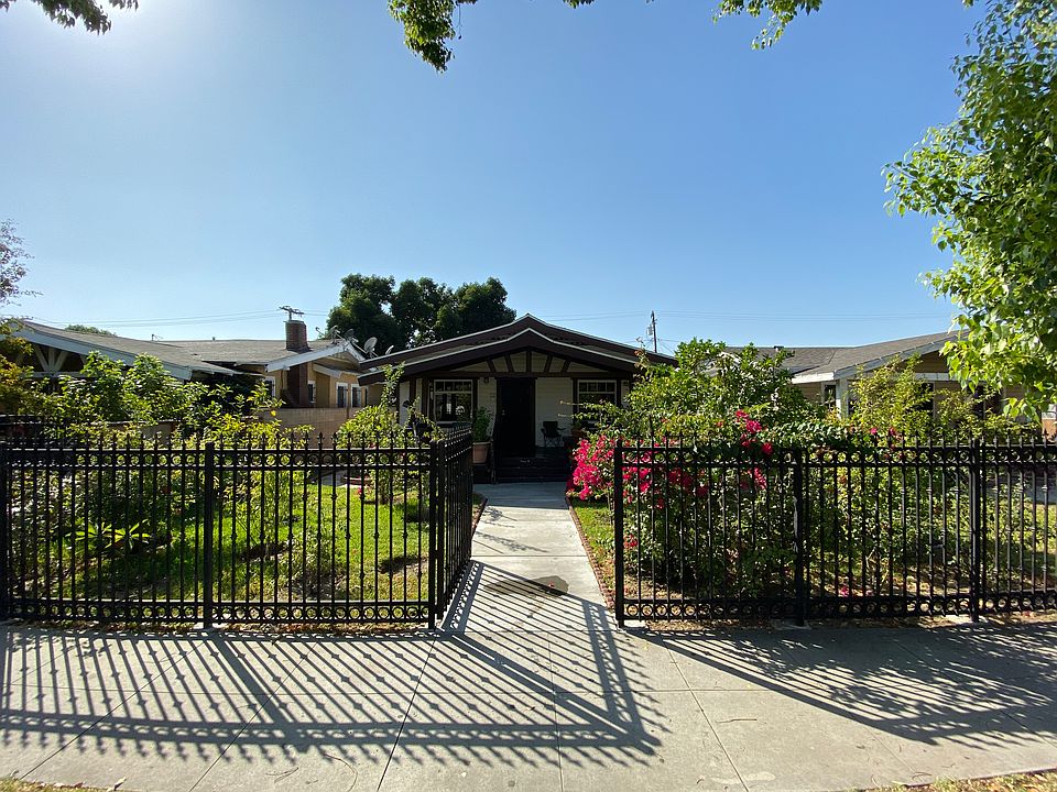 2nd image of 5947 Templeton St