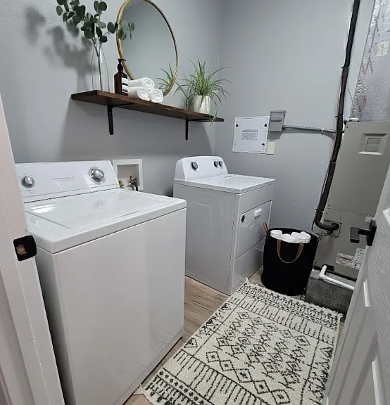 Owens Lake Commons Apartments & Townhomes — Photo 54