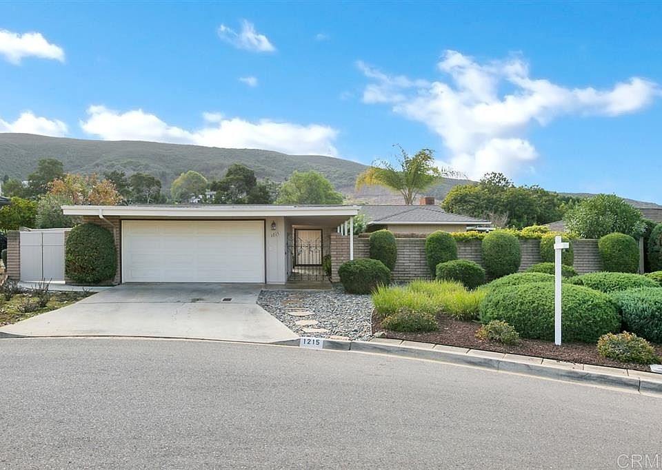 1st image of 1215 San Julian Pl