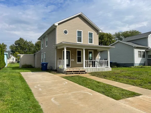 537 7th St, La Salle, IL 61301