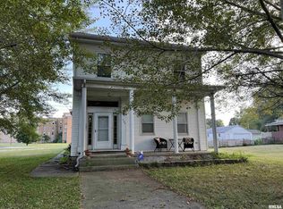 429 E Douglas Ave, Jacksonville, IL 62650