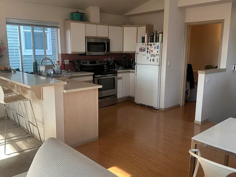 154 18th Ave #SS — Photo 6