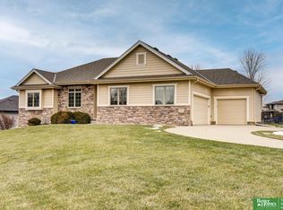 12647 S 80th St, Papillion, NE 68046