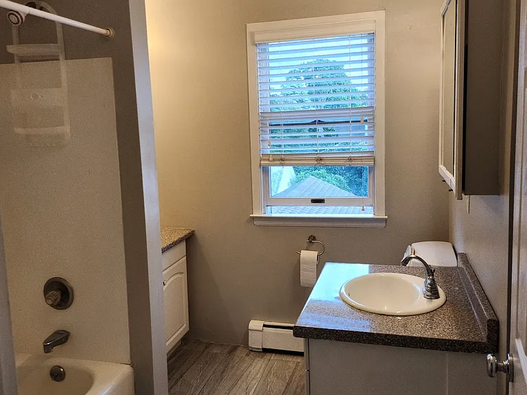 283 Houston Ave #2 — Photo 11
