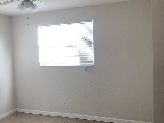 3rd image of 1500 W Blue Heron Blvd APT 9