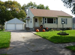 1206 11th St, Perry, IA 50220