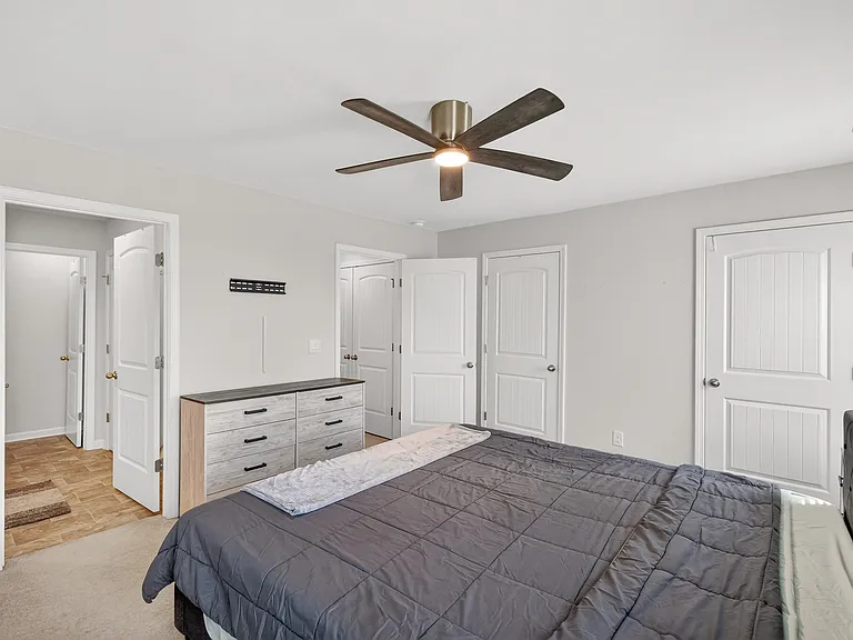 140 Cecil Rd — Photo 17