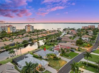 14930 Laguna Dr, Fort Myers, FL 33908