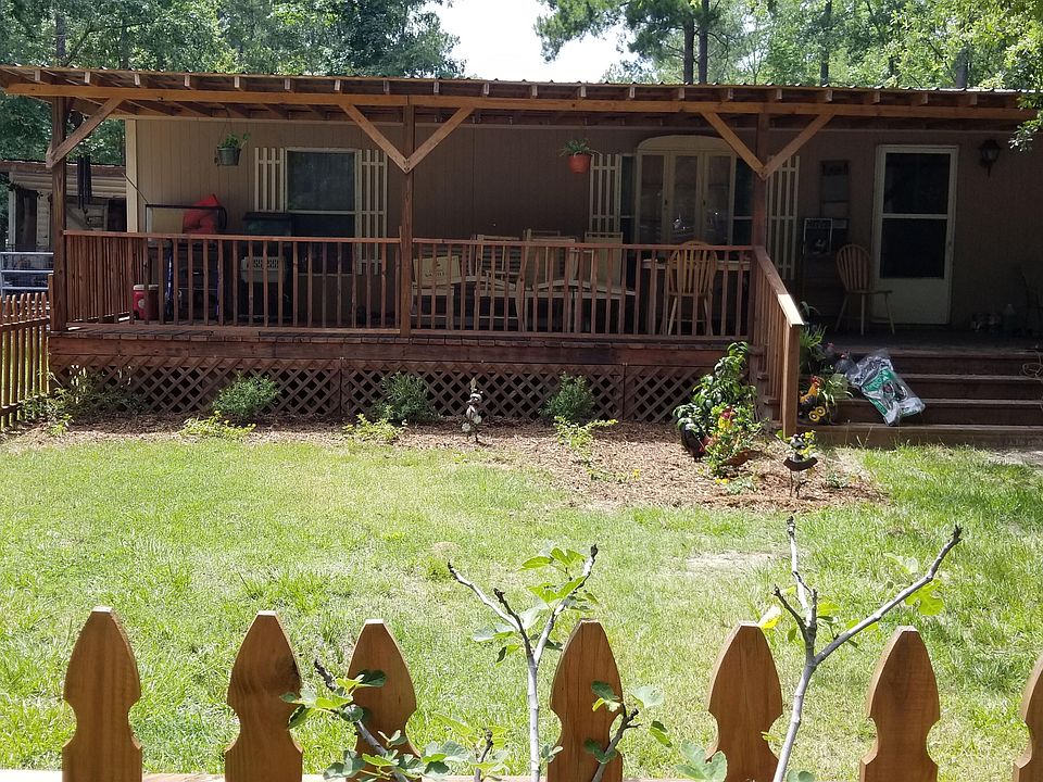1st image of 696 Bedon Rd
