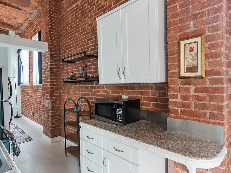 215 W 7th St #1301 — Photo 20