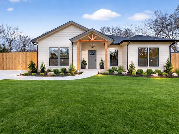 2112 W 13th Ave, Corsicana, TX 75110