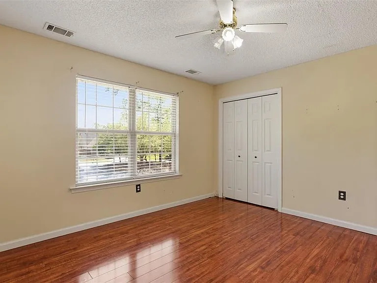 14 Sandy Pond Ct — Photo 29