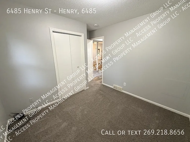 6485 Henry St #HENRY 6485 — Photo 12