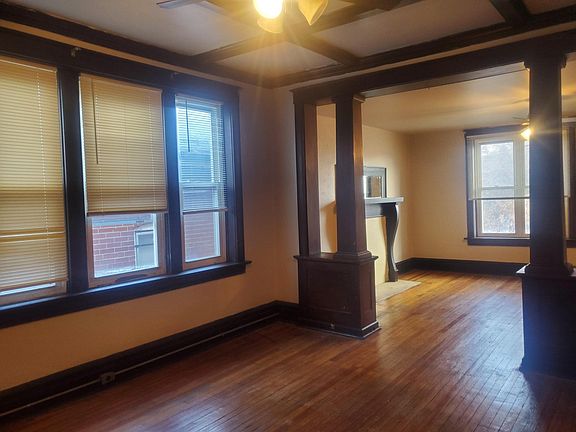 3rd image of 4443 Clarence Ave Floor 2