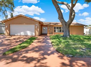 12467 93rd Ave, Seminole, FL 33772