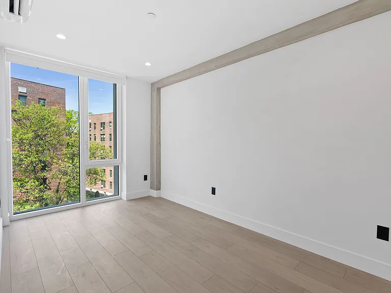 33-25 Junction Blvd #2C — Photo 3