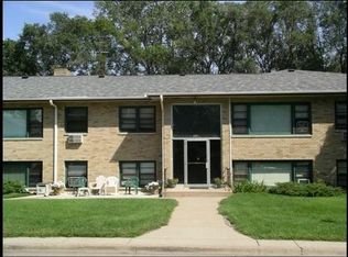 136 11th Ave N APT B2, South Saint Paul, MN 55075