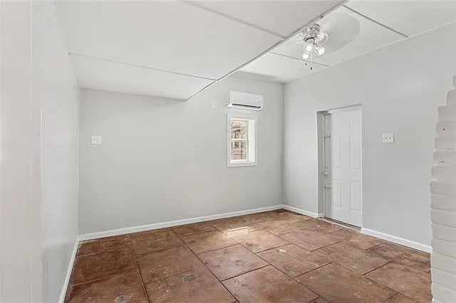 2601 Danneel St — Photo 10