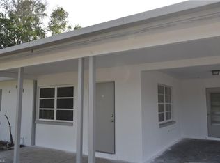 484 Coopers Ct, Fort Myers, FL 33905