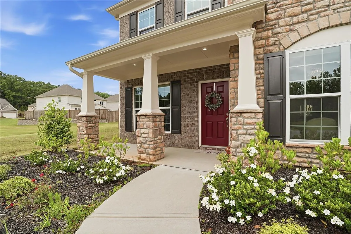 5 bed, 4.5 bath, 3592 sqft, $4,000 — Photo 4